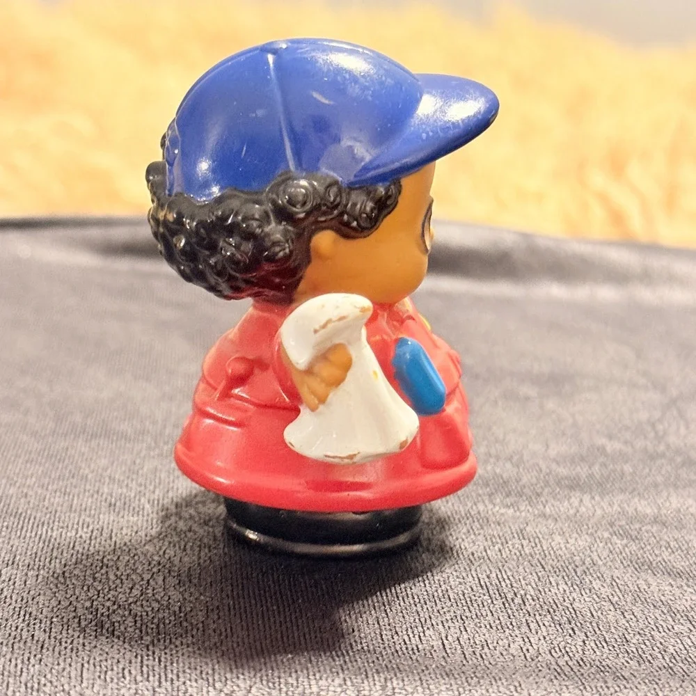 Fisher-Price Little People Mechanic Figure Kids OS Red Good Funnel‎ Rag 2006